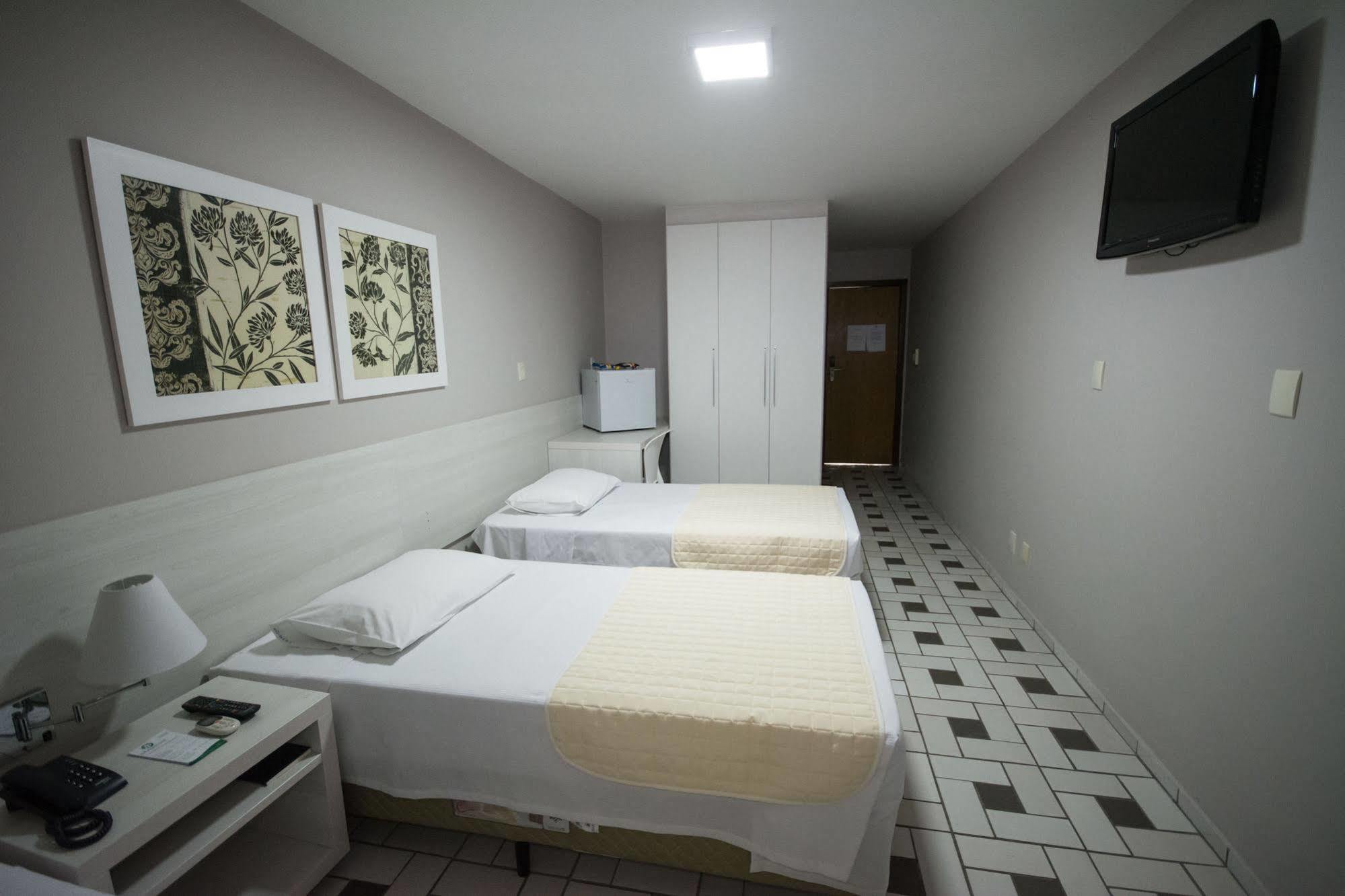 Hotel Sao Domingos フェイラ・デ・サンタナ エクステリア 写真